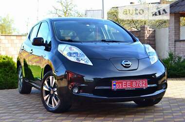 Хэтчбек Nissan Leaf 2014 в Сарнах