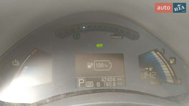 Хэтчбек Nissan Leaf 2013 в Одессе