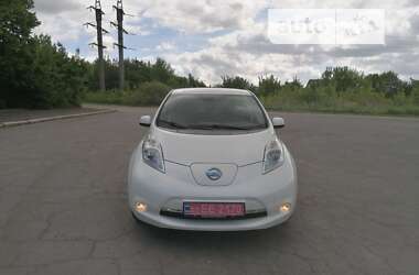 Хэтчбек Nissan Leaf 2014 в Владимир-Волынском