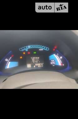 Хэтчбек Nissan Leaf 2012 в Сумах