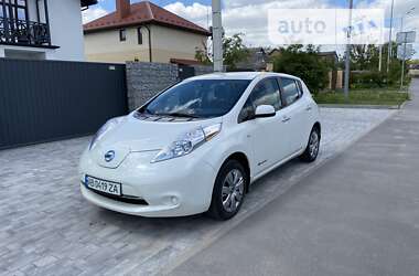 Хэтчбек Nissan Leaf 2015 в Виннице