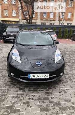 Хетчбек Nissan Leaf 2015 в Черкасах