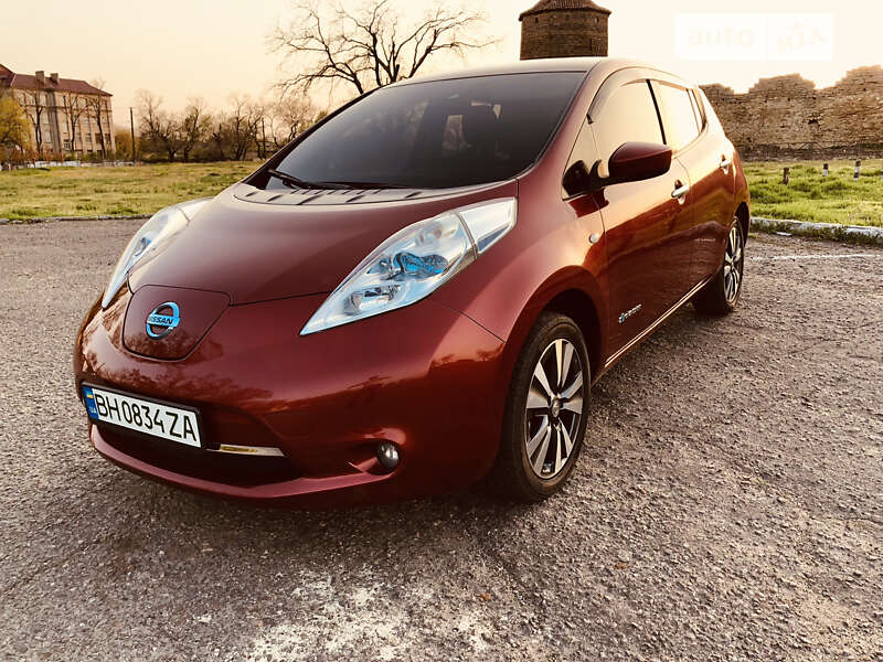 Nissan Leaf 2016