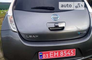 Хэтчбек Nissan Leaf 2014 в Ужгороде
