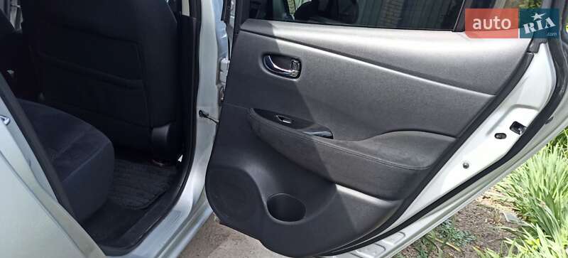 Хетчбек Nissan Leaf 2014 в Вінниці фото 19 Хетчбек Nissan Leaf 2014 в Вінниці