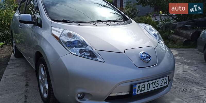 Хетчбек Nissan Leaf 2014 в Вінниці фото 26 Хетчбек Nissan Leaf 2014 в Вінниці