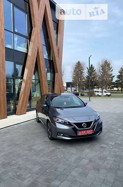Хетчбек Nissan Leaf 2019 в Луцьку