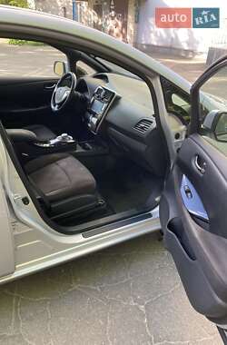 Хетчбек Nissan Leaf 2013 в Києві