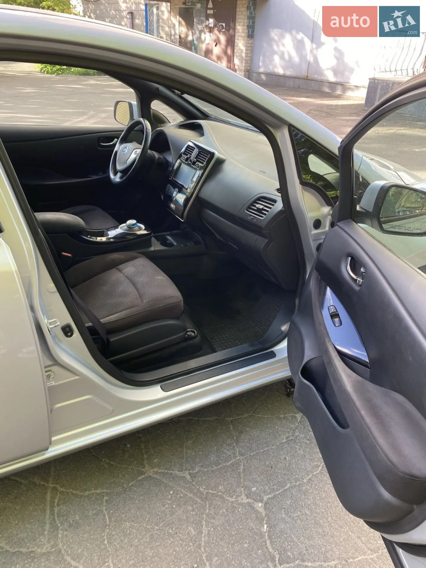 2013 Nissan Leaf - мініатюра 11