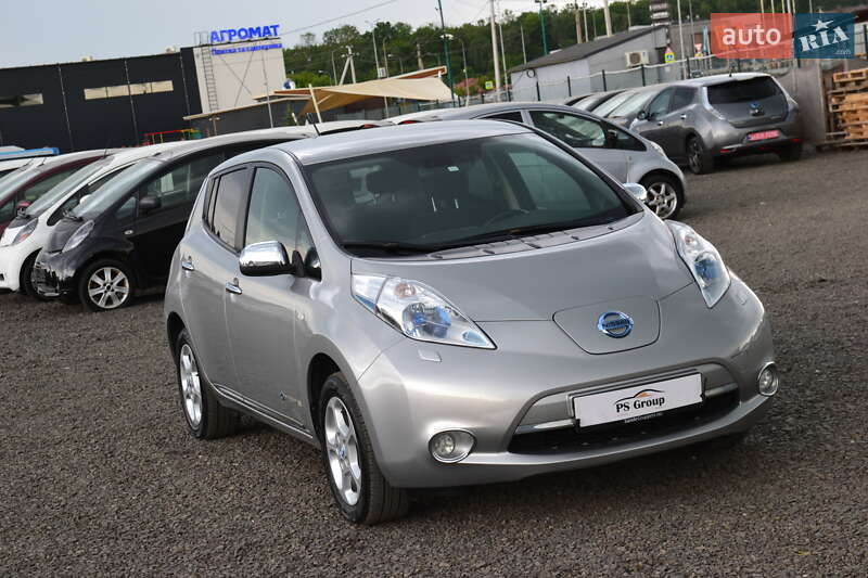Хетчбек Nissan Leaf 2014 в Луцьку
