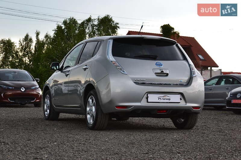 Хетчбек Nissan Leaf 2014 в Луцьку