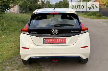 Хэтчбек Nissan Leaf 2019 в Ровно