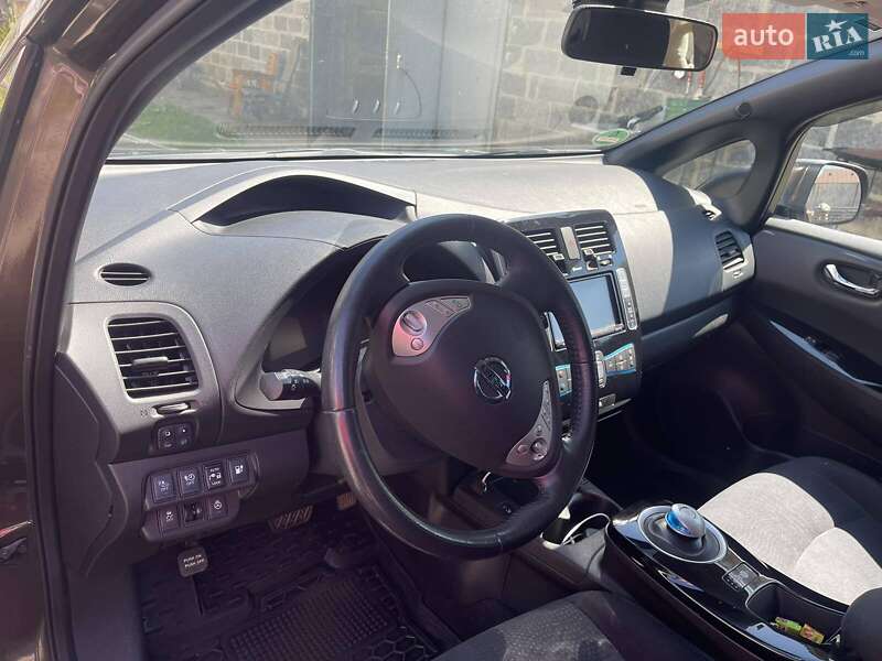 Хэтчбек Nissan Leaf 2016 в Броварах
