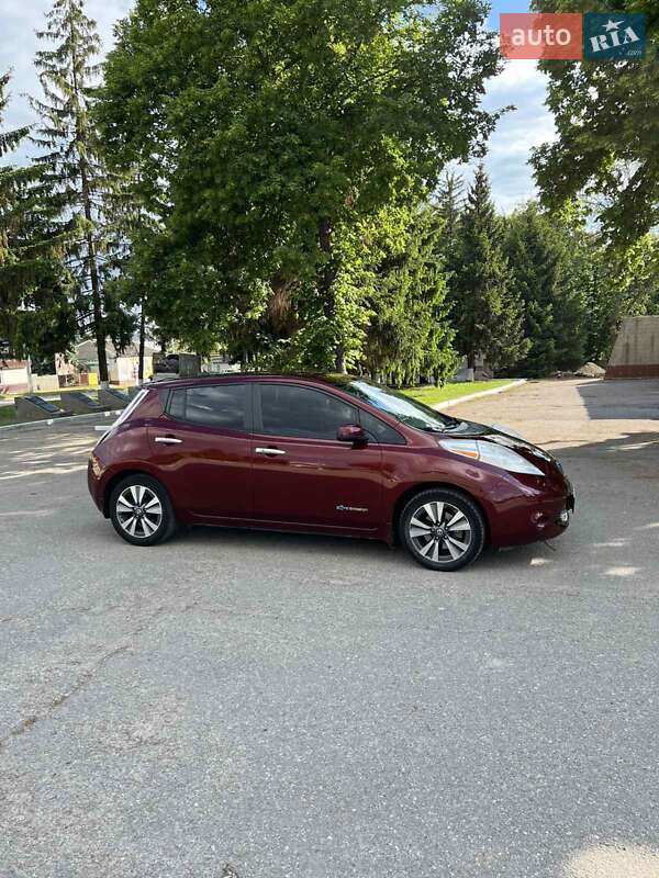 Хетчбек Nissan Leaf 2016 в Валках фото 3 Хетчбек Nissan Leaf 2016 в Валках