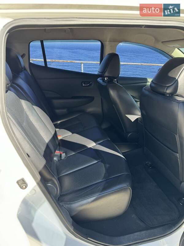 Хэтчбек Nissan Leaf 2016 в Одессе фото 18 Хэтчбек Nissan Leaf 2016 в Одессе