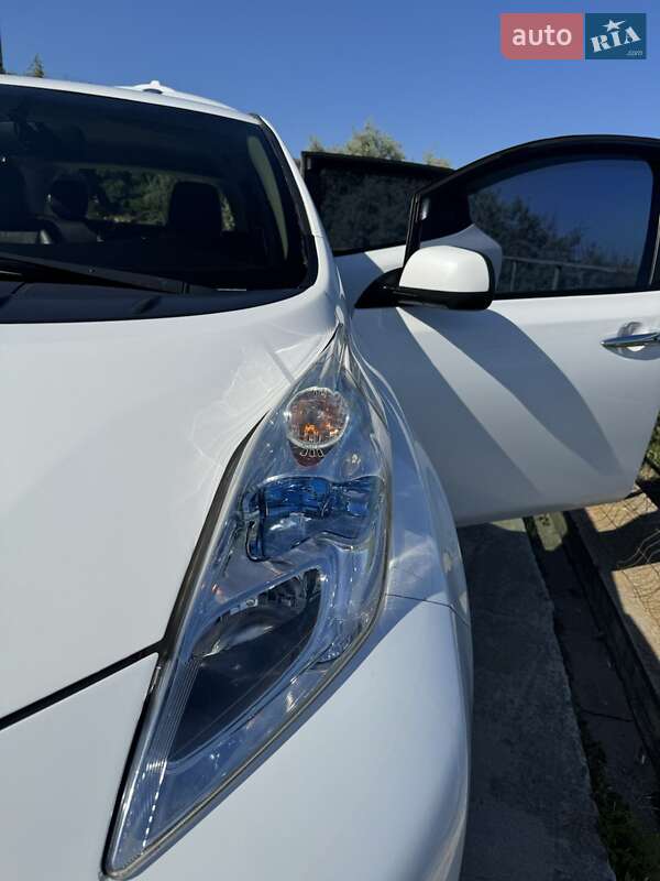 Хэтчбек Nissan Leaf 2016 в Одессе фото 36 Хэтчбек Nissan Leaf 2016 в Одессе