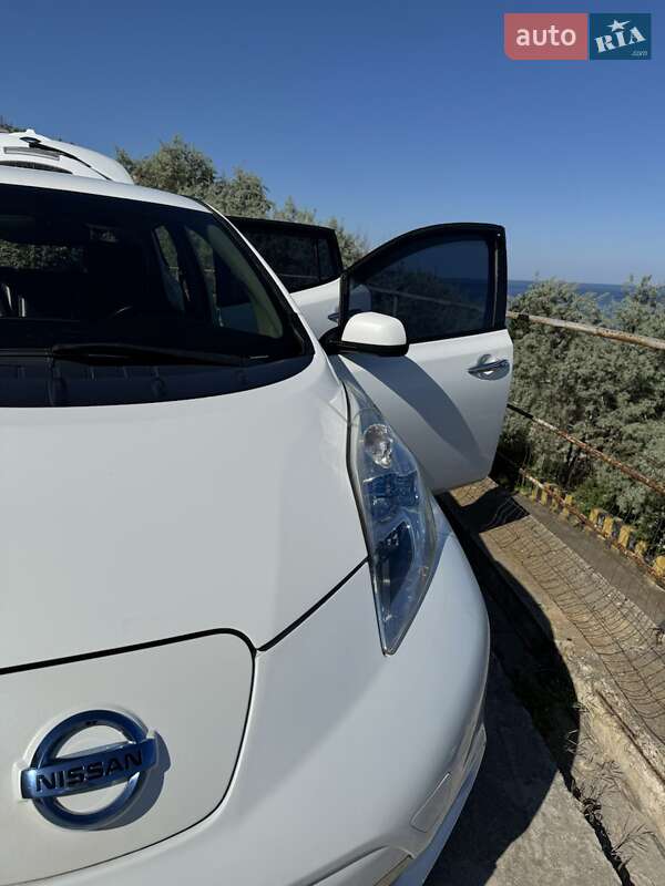 Хэтчбек Nissan Leaf 2016 в Одессе фото 37 Хэтчбек Nissan Leaf 2016 в Одессе