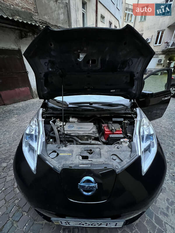 Хетчбек Nissan Leaf 2011 в Львові фото 16 Хетчбек Nissan Leaf 2011 в Львові