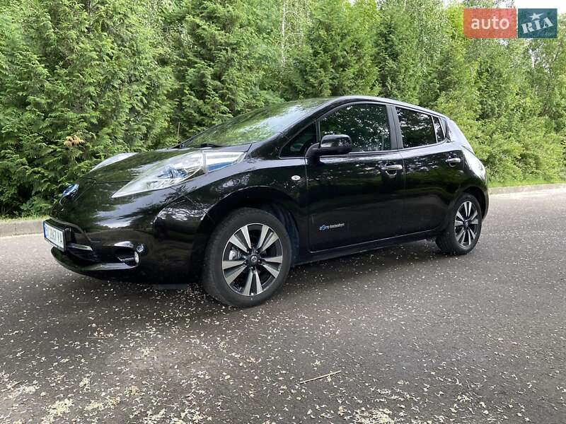 Хэтчбек Nissan Leaf 2016 в Ровно фото 3 Хэтчбек Nissan Leaf 2016 в Ровно