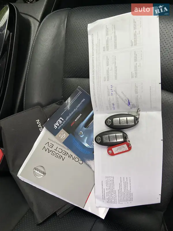 Хэтчбек Nissan Leaf 2016 в Ровно документ 2 фото Хэтчбек Nissan Leaf 2016 в Ровно документ