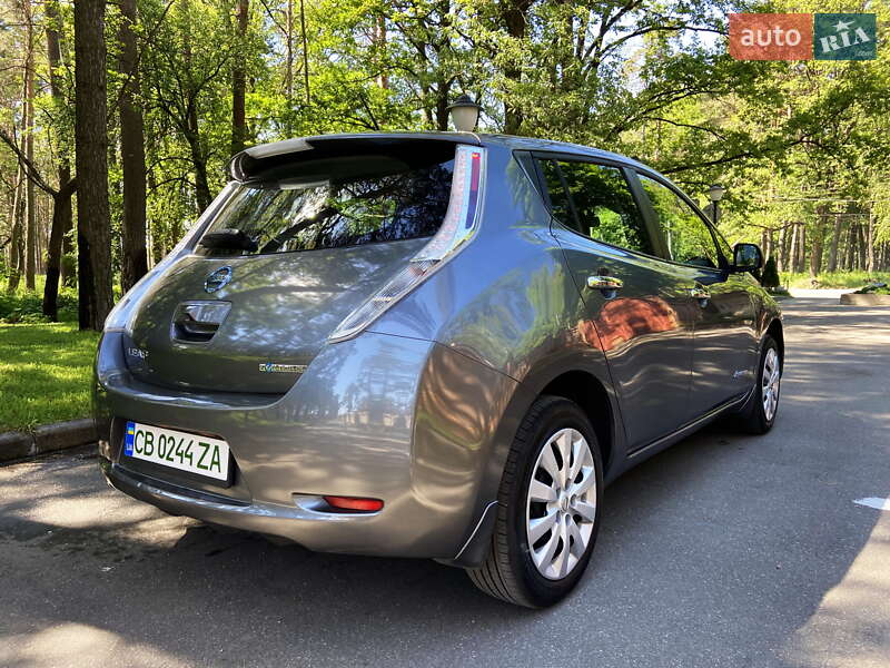 Хетчбек Nissan Leaf 2015 в Чернігові фото 13 Хетчбек Nissan Leaf 2015 в Чернігові