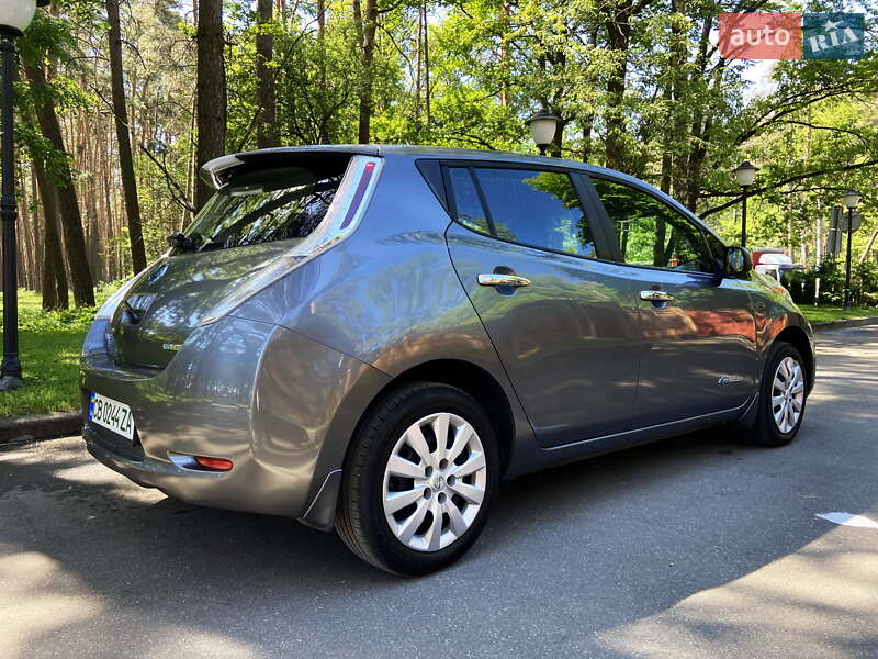 Хетчбек Nissan Leaf 2015 в Чернігові фото 14 Хетчбек Nissan Leaf 2015 в Чернігові