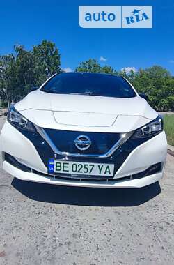 Хетчбек Nissan Leaf 2018 в Миколаєві