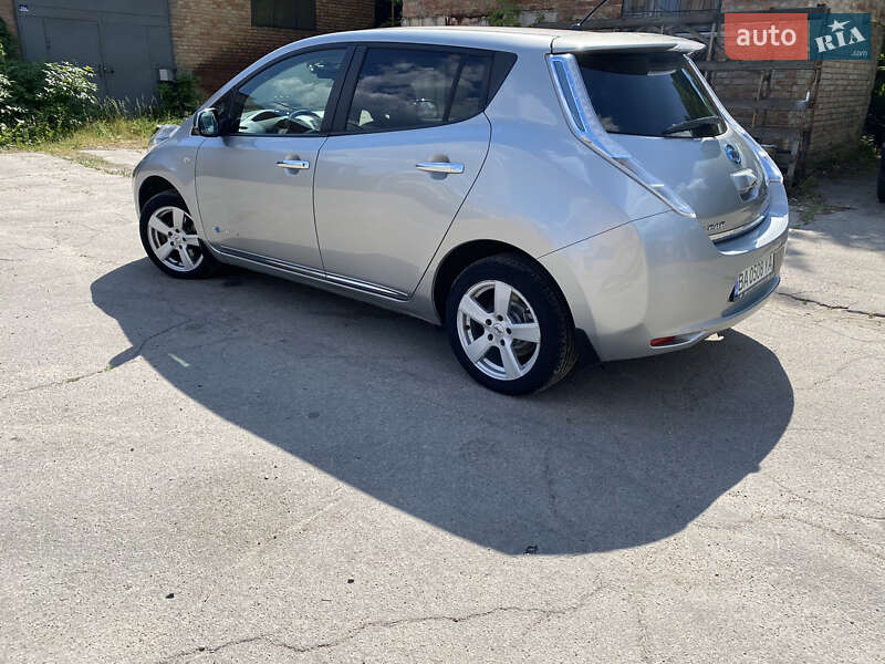 Хэтчбек Nissan Leaf 2013 в Кропивницком фото 5 Хэтчбек Nissan Leaf 2013 в Кропивницком