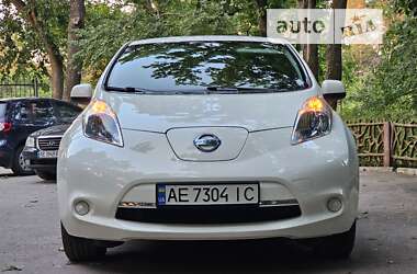 Хэтчбек Nissan Leaf 2013 в Днепре