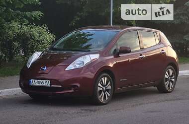 Хэтчбек Nissan Leaf 2016 в Киеве