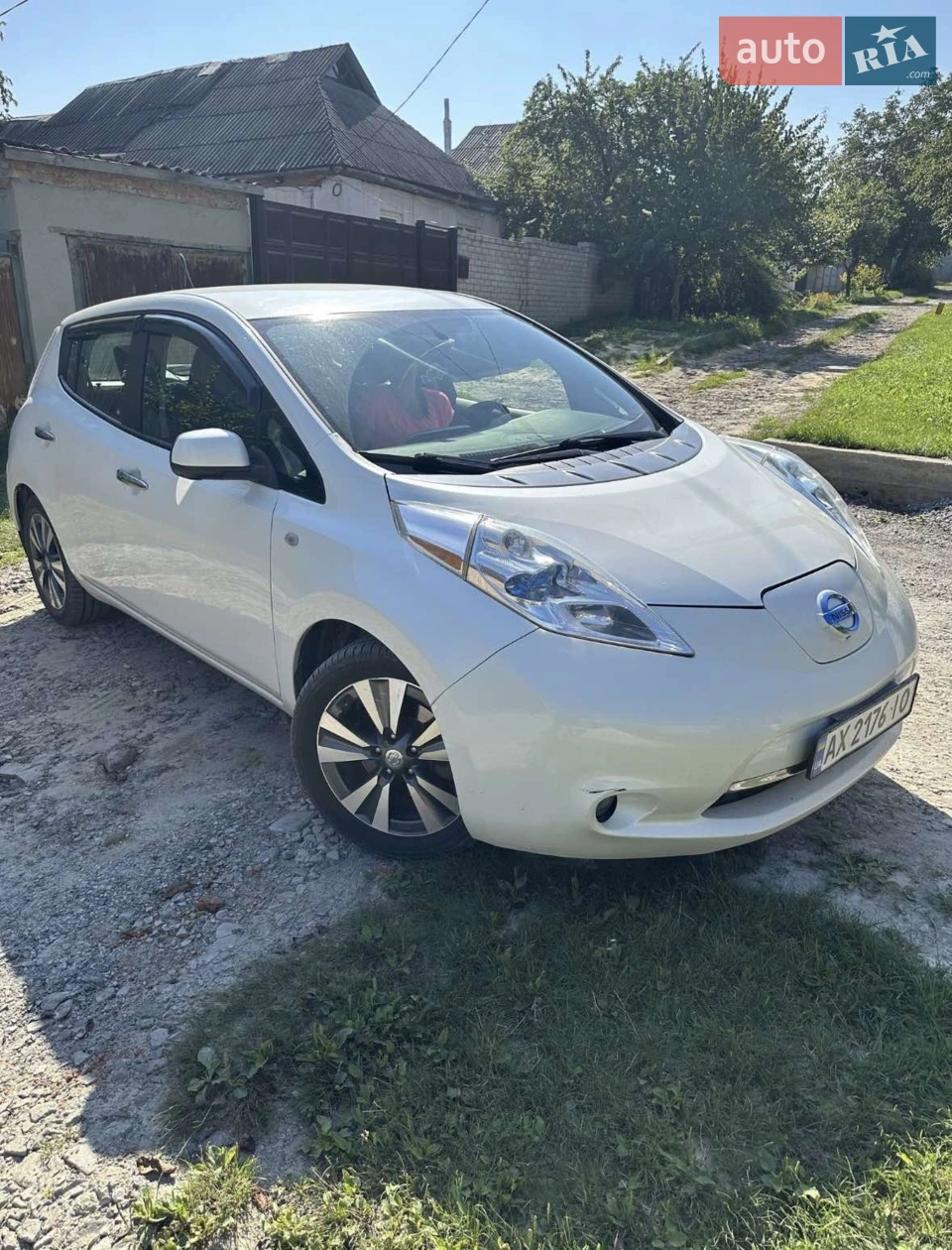 2016 Nissan Leaf - мініатюра 15