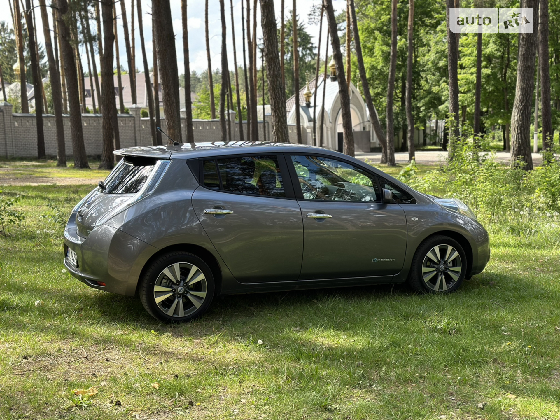 2014 Nissan Leaf - мініатюра 11