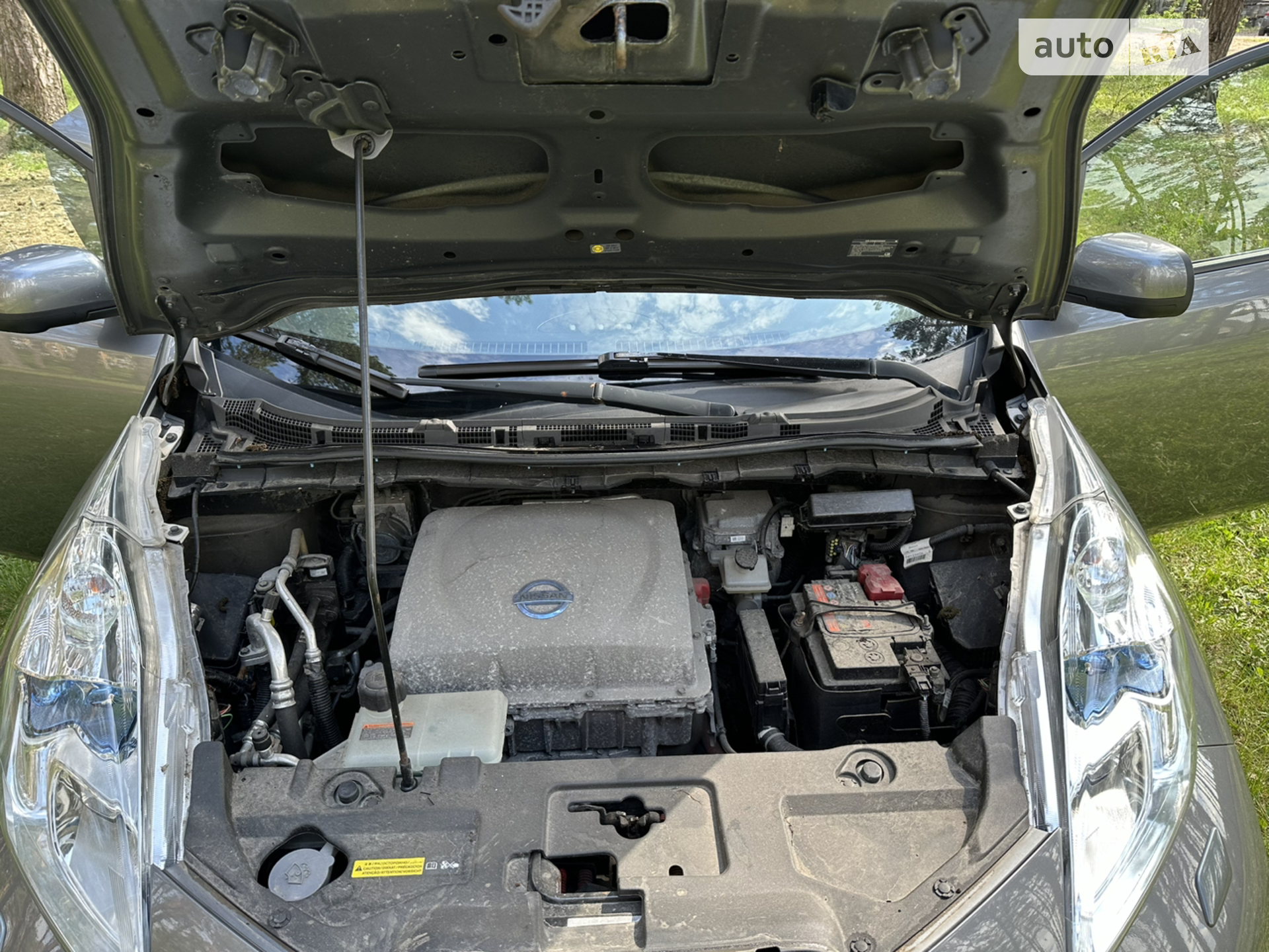 2014 Nissan Leaf - мініатюра 36