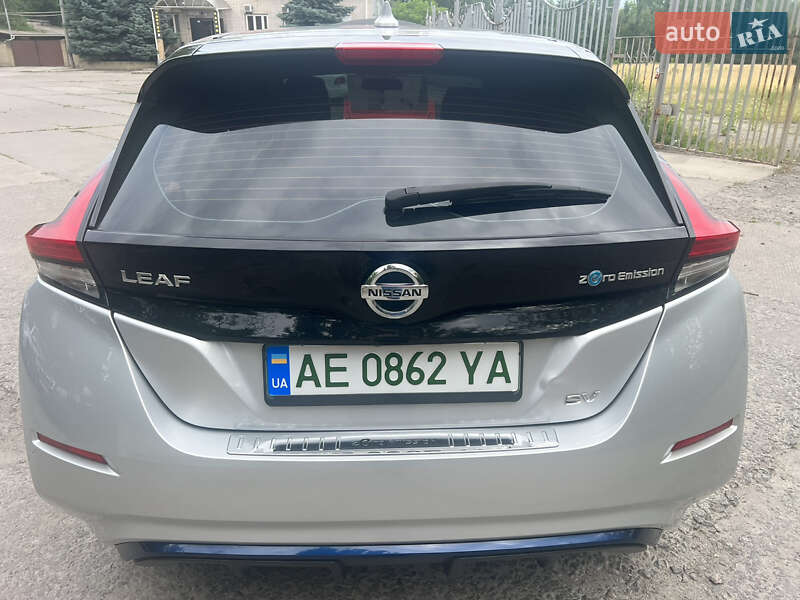 Хетчбек Nissan Leaf 2019 в Дніпрі