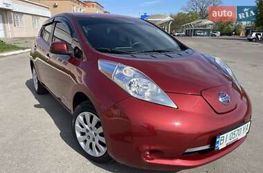 Хэтчбек Nissan Leaf 2014 в Полтаве