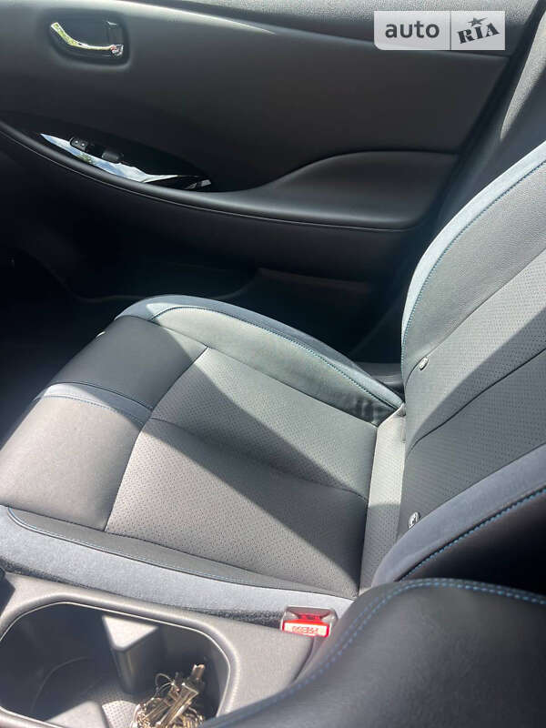 Хетчбек Nissan Leaf 2019 в Черкасах