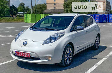 Хетчбек Nissan Leaf 2014 в Кам'янець-Подільському