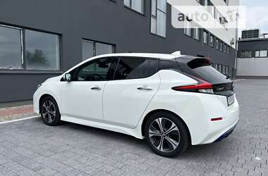 Хэтчбек Nissan Leaf 2021 в Львове