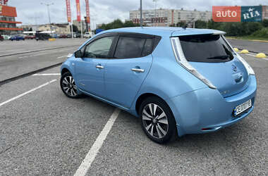 Хэтчбек Nissan Leaf 2016 в Черновцах