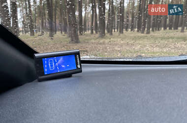 Хетчбек Nissan Leaf 2013 в Чернігові