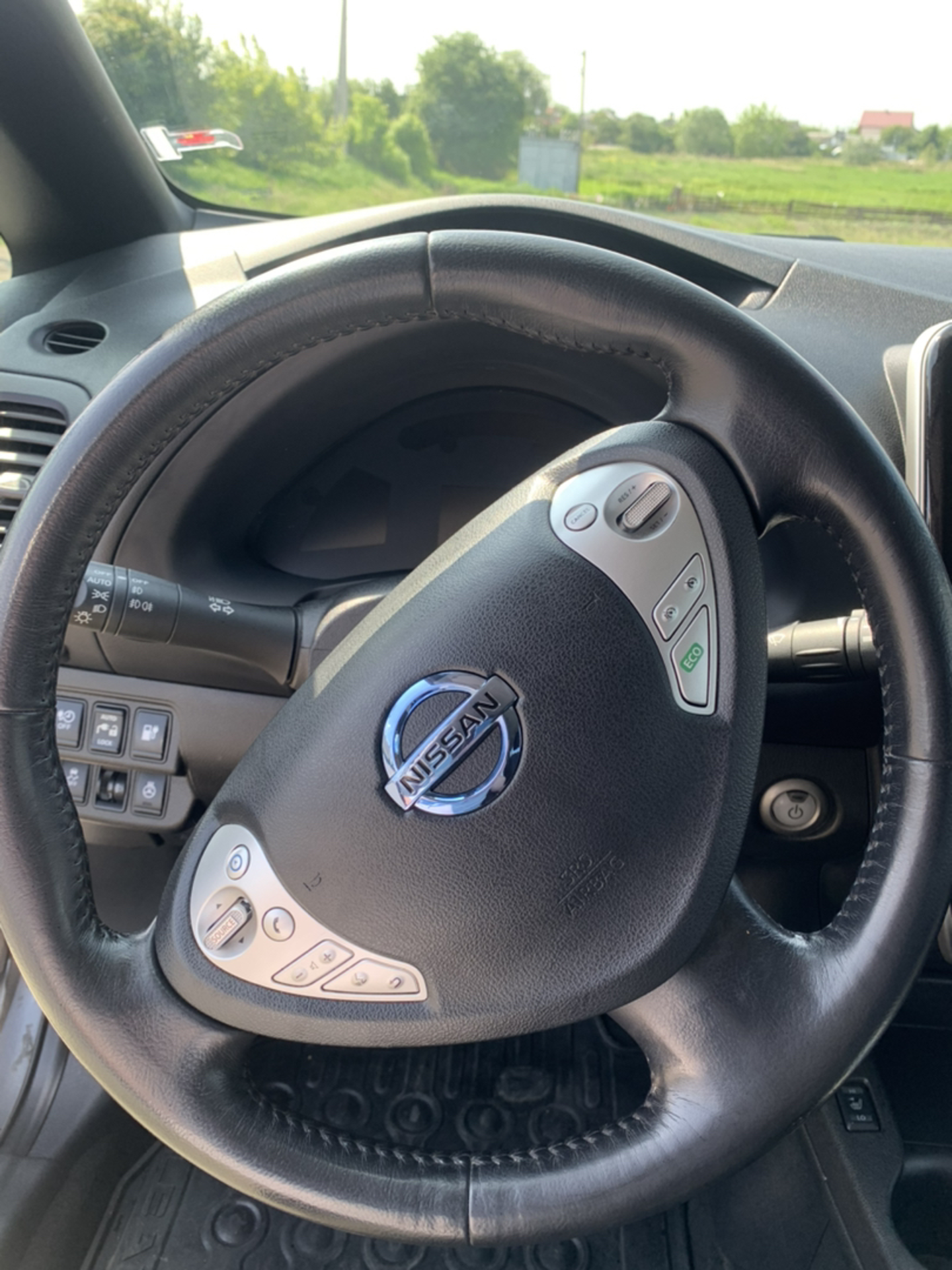 2013 Nissan Leaf - мініатюра 10
