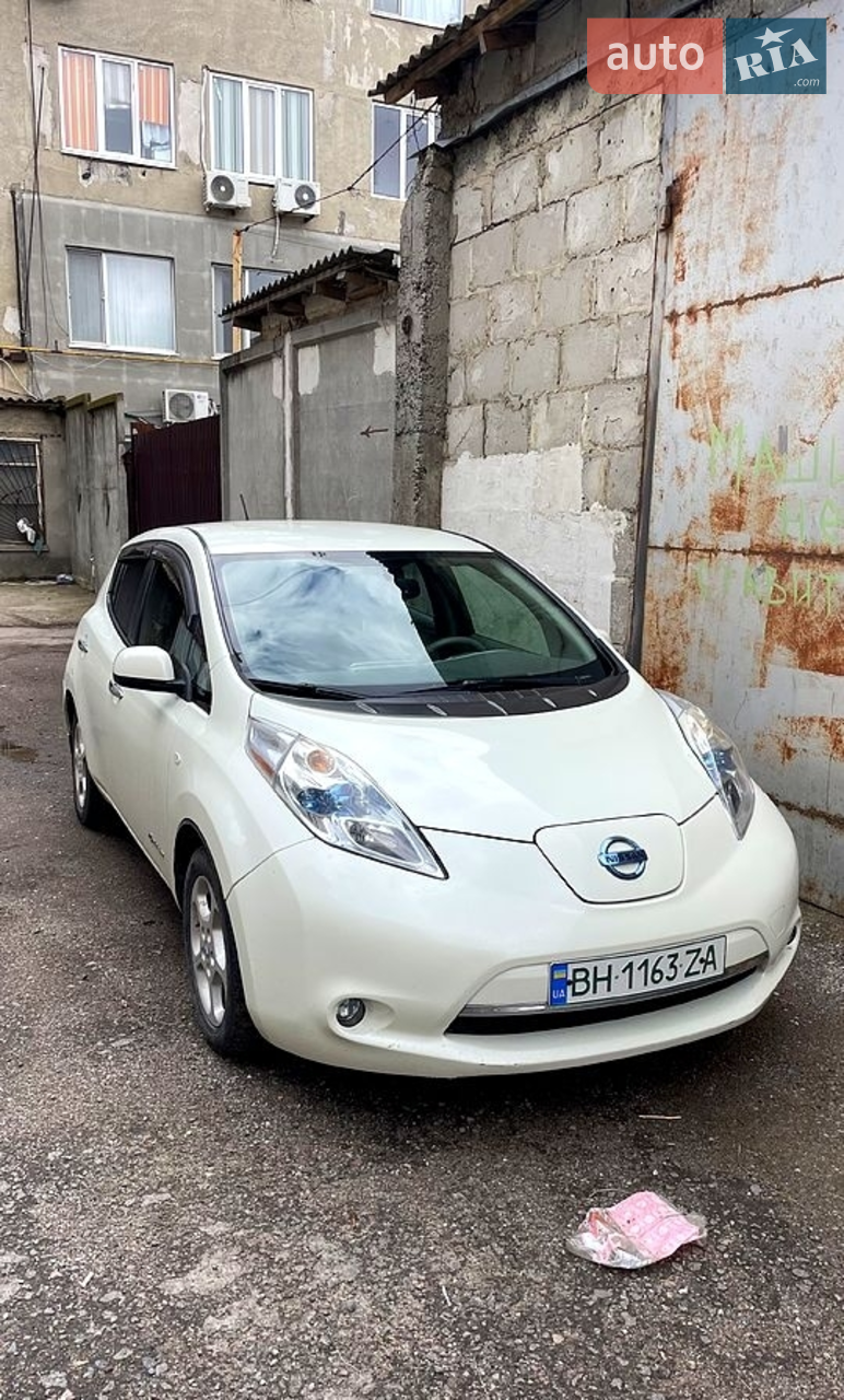 2013 Nissan Leaf - мініатюра 10