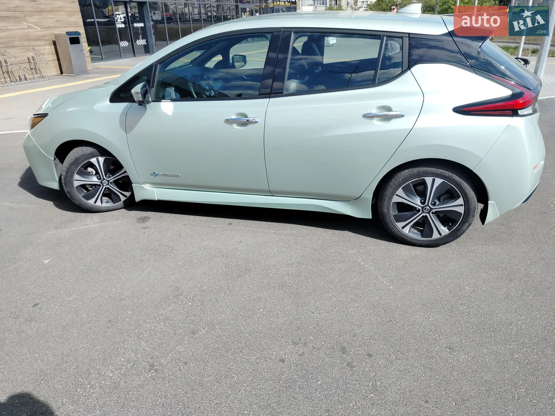 2018 Nissan Leaf - фото 1