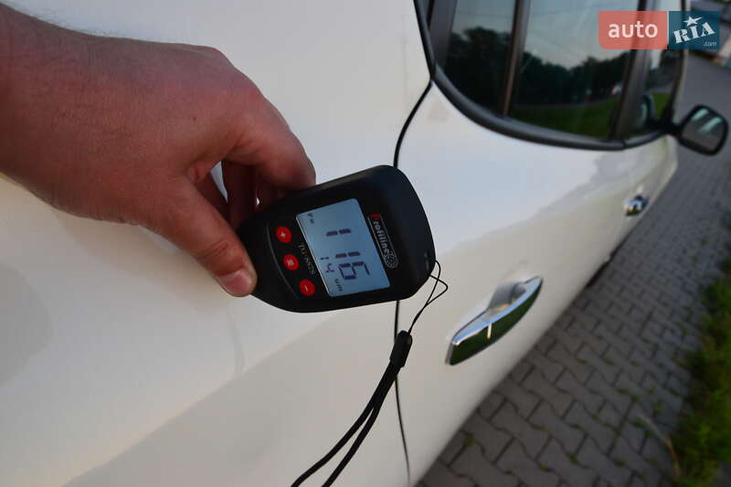 Хэтчбек Nissan Leaf 2016 в Луцке