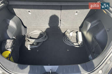 Хэтчбек Nissan Leaf 2020 в 