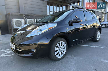 Хэтчбек Nissan Leaf 2015 в Одессе