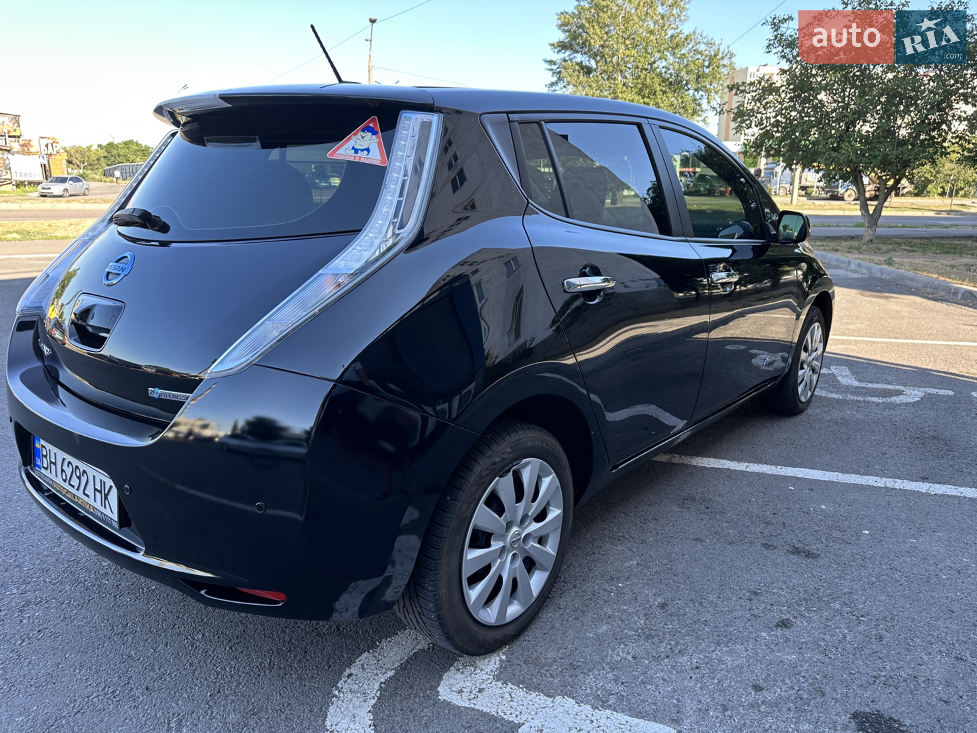 2015 Nissan Leaf - мініатюра 8