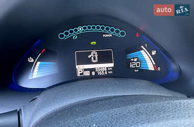 Хэтчбек Nissan Leaf 2015 в Одессе