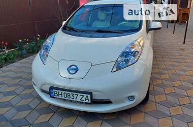 Хетчбек Nissan Leaf 2012 в Білгороді-Дністровському