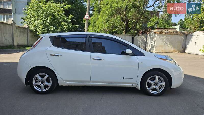 Хетчбек Nissan Leaf 2013 в Одесі фото 21 Хетчбек Nissan Leaf 2013 в Одесі